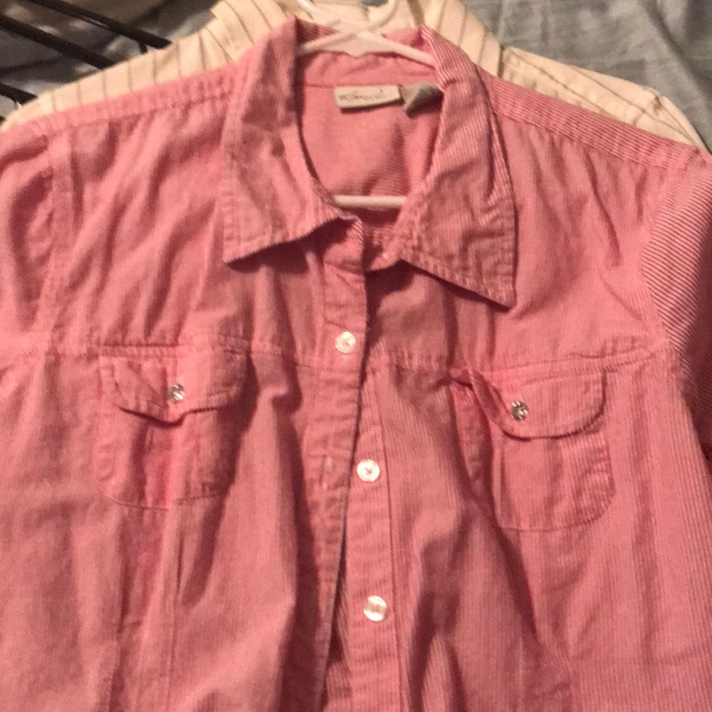 Women’s button down